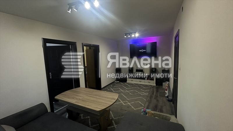 Продава  Етаж от къща град София , Левски , 121 кв.м | 21950357