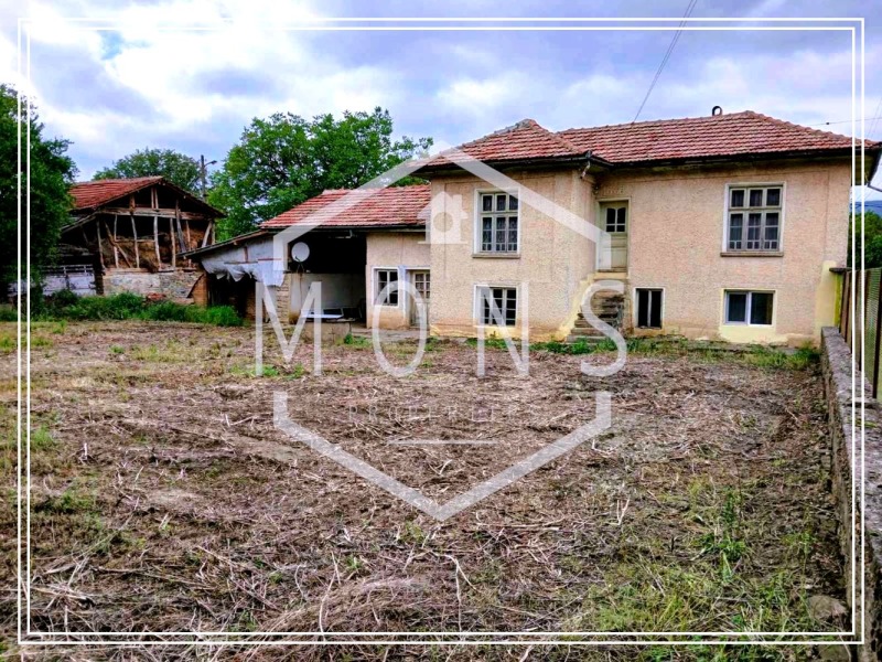 In vendita  Casa regione Gabrovo , Berievo , 120 mq | 91920109