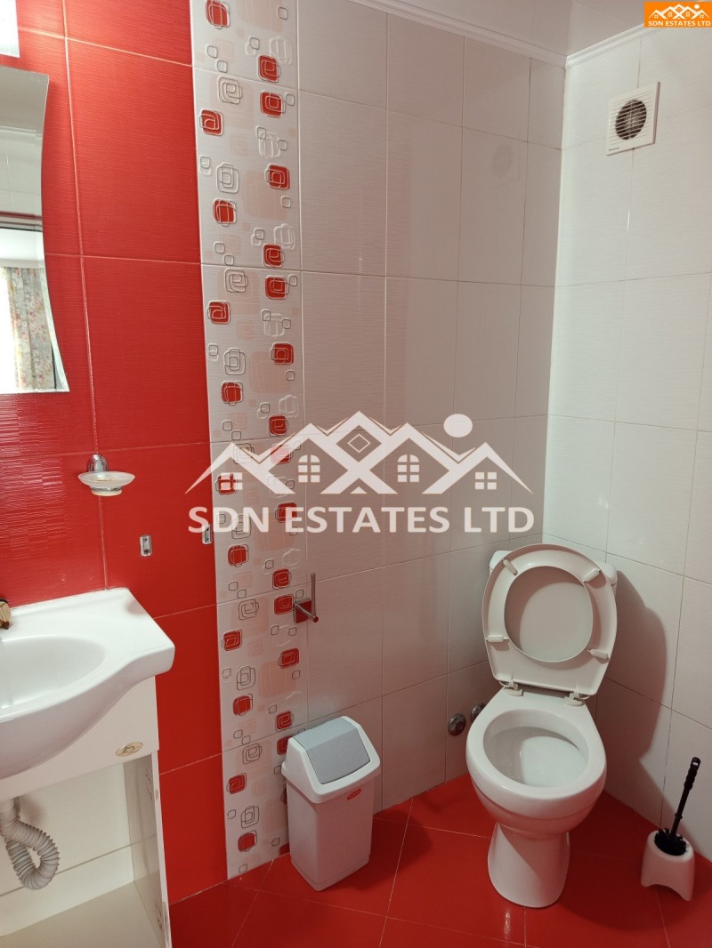 Продава ХОТЕЛ, гр. Павел баня, област Стара Загора, снимка 16 - Хотели - 52701201