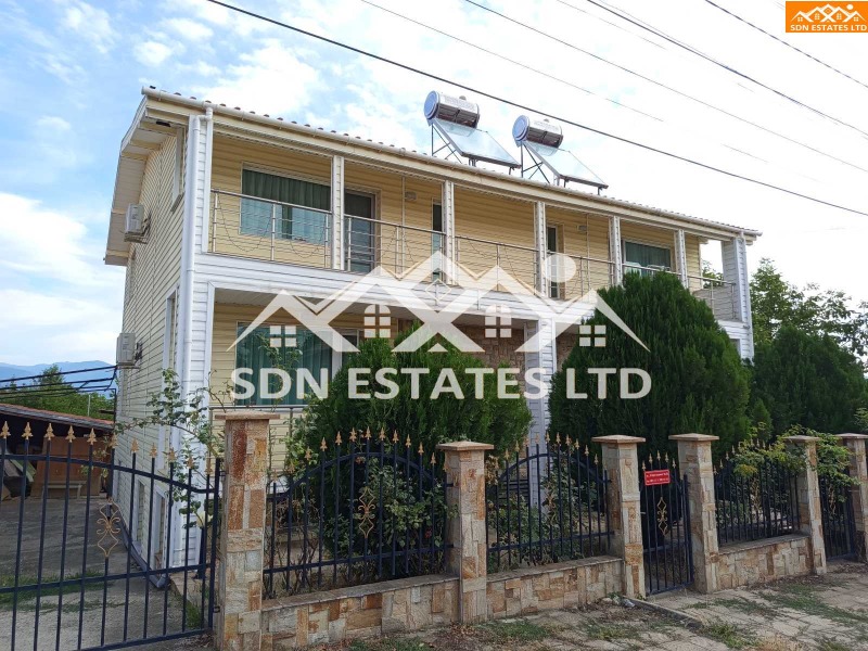 Продава ХОТЕЛ, гр. Павел баня, област Стара Загора