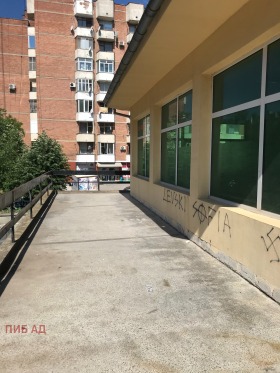 Butik Kolyu Ficheto, Veliko Tarnovo 2