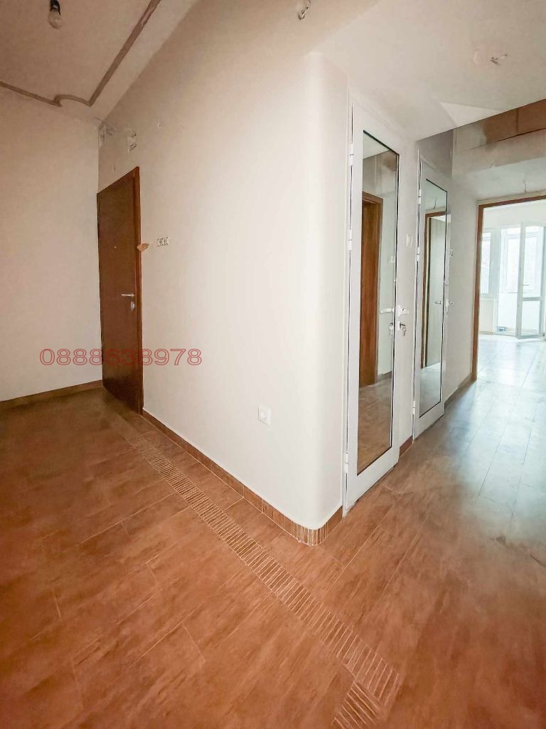 Продава  2-стаен, град София, Център •  369 000 EUR • ID 62724575 — holmes.bg - [1] 