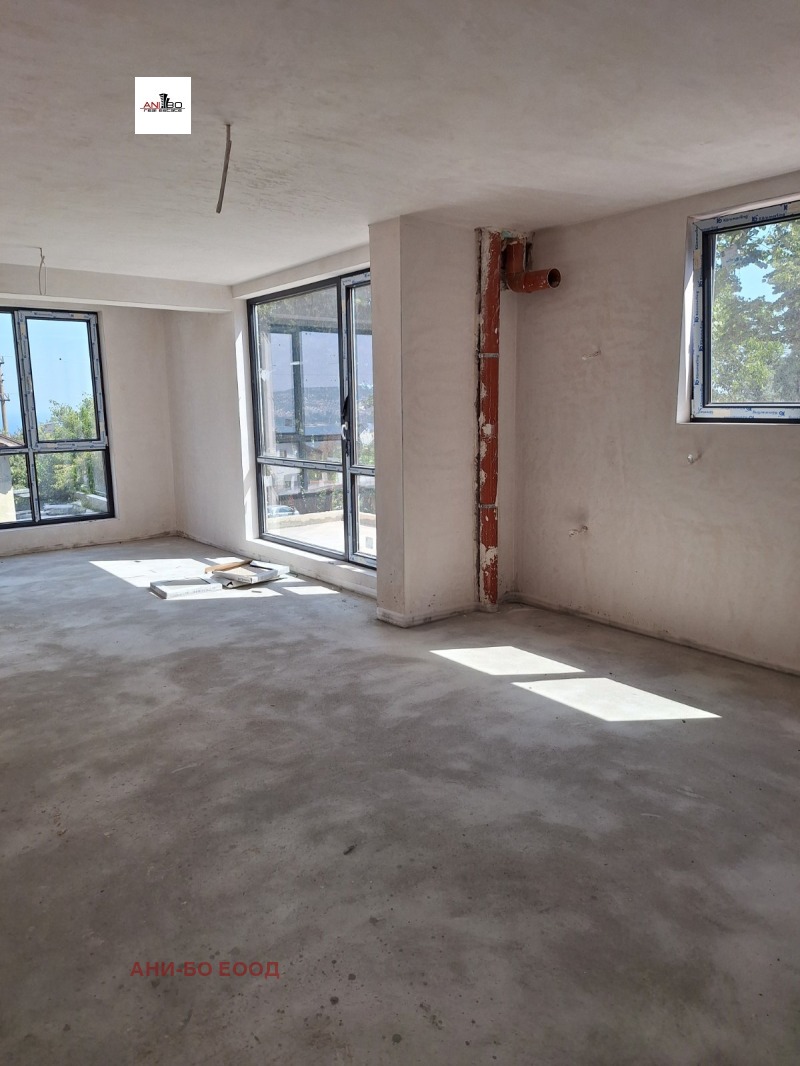En venta  1 dormitorio Varna , Galata , 77 metros cuadrados | 19196915 - imagen [2]