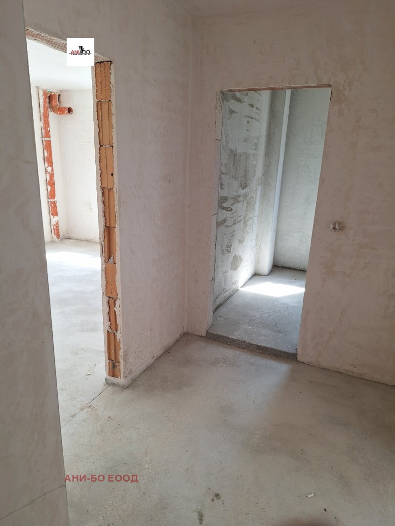 En venta  1 dormitorio Varna , Galata , 77 metros cuadrados | 19196915 - imagen [7]
