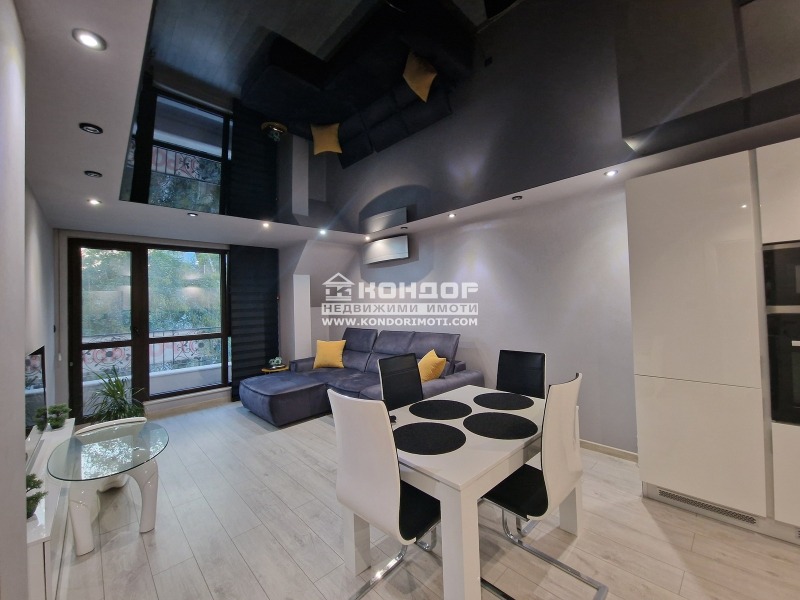 For Sale  2 bedroom Plovdiv , Tsentar , 102 sq.m | 41162964