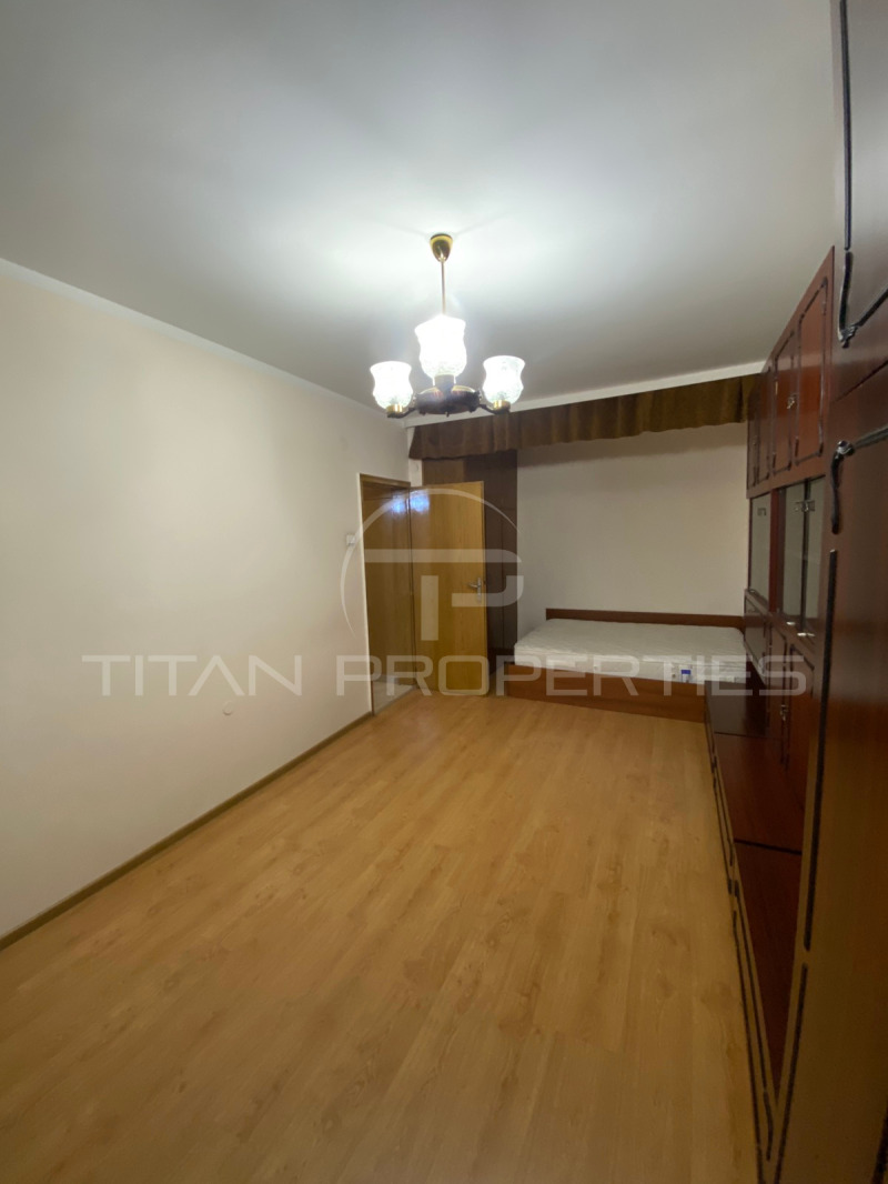 De vânzare  2 dormitoare Plovdiv , Țentâr , 80 mp | 89185706 - imagine [3]