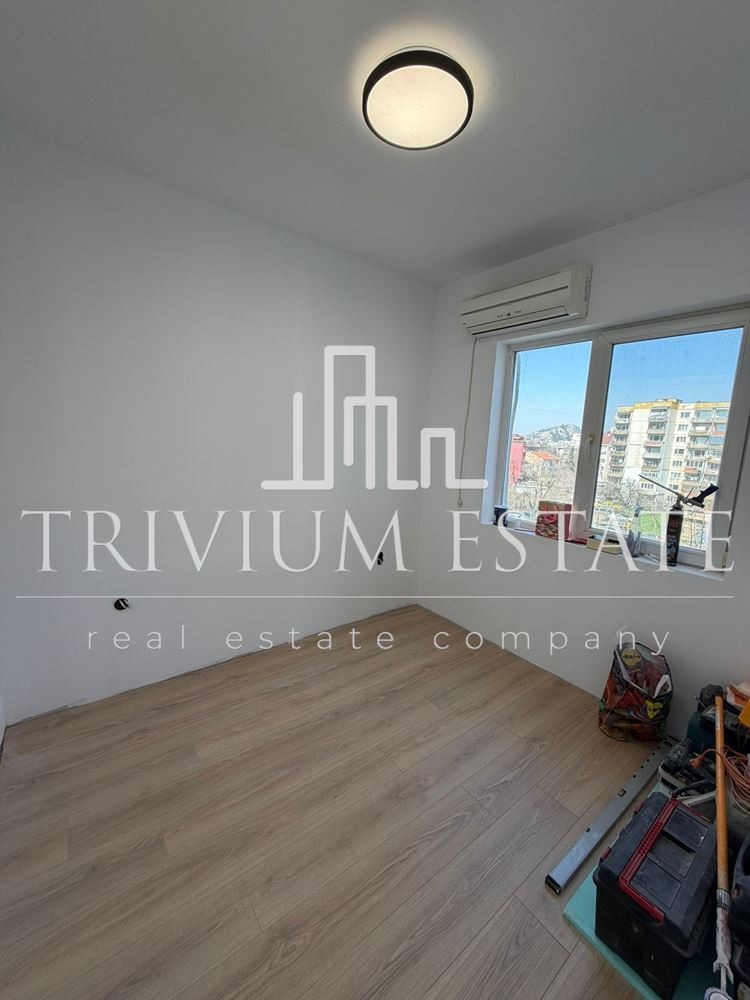 Продава 3-СТАЕН, гр. Пловдив, Южен, снимка 2 - Апартаменти - 53766206