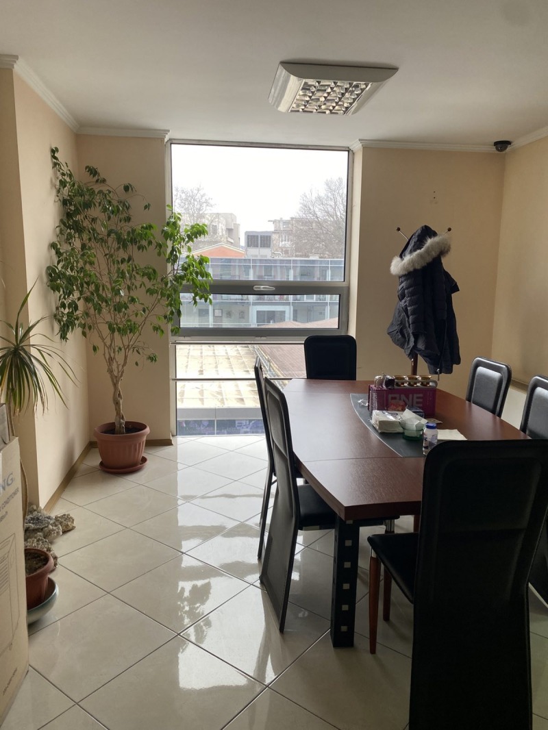 Myytävänä  Toimisto Plovdiv , Tsentar , 92 neliömetriä | 42304911 - kuva [2]