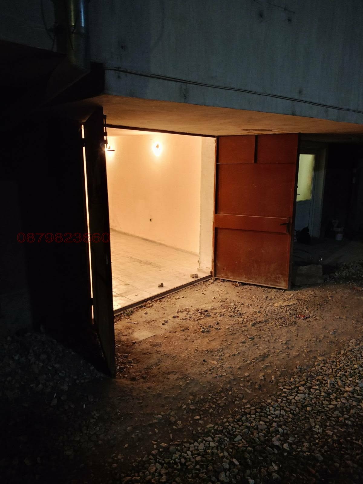 Продава ГАРАЖ, ПАРКОМЯСТО, гр. Варна, Операта, снимка 5 - Гаражи и паркоместа - 54084531