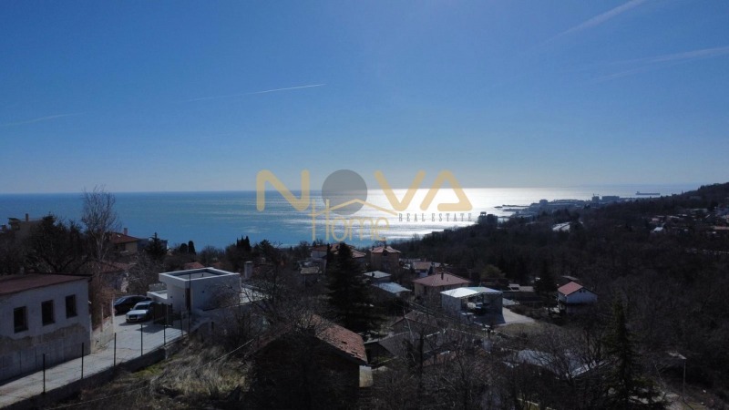 Na prodej  Spiknutí Varna , m-t Alen mak , 670 m2 | 25597646