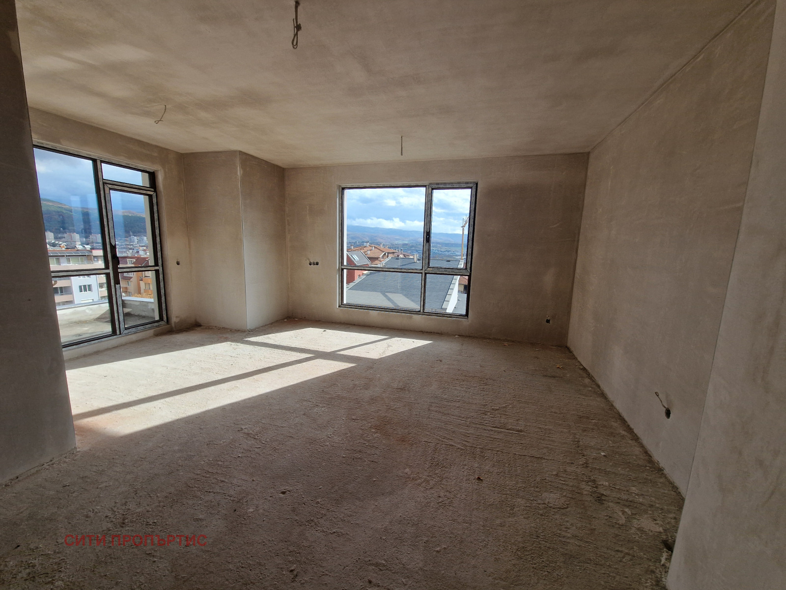 Продава 3-СТАЕН, гр. Благоевград, Освобождение, снимка 2 - Апартаменти - 54002099