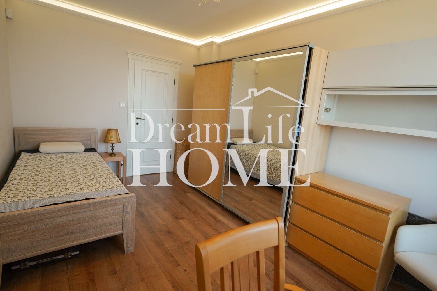 Продава МНОГОСТАЕН, гр. Пловдив, Тракия, снимка 5 - Апартаменти - 54189260