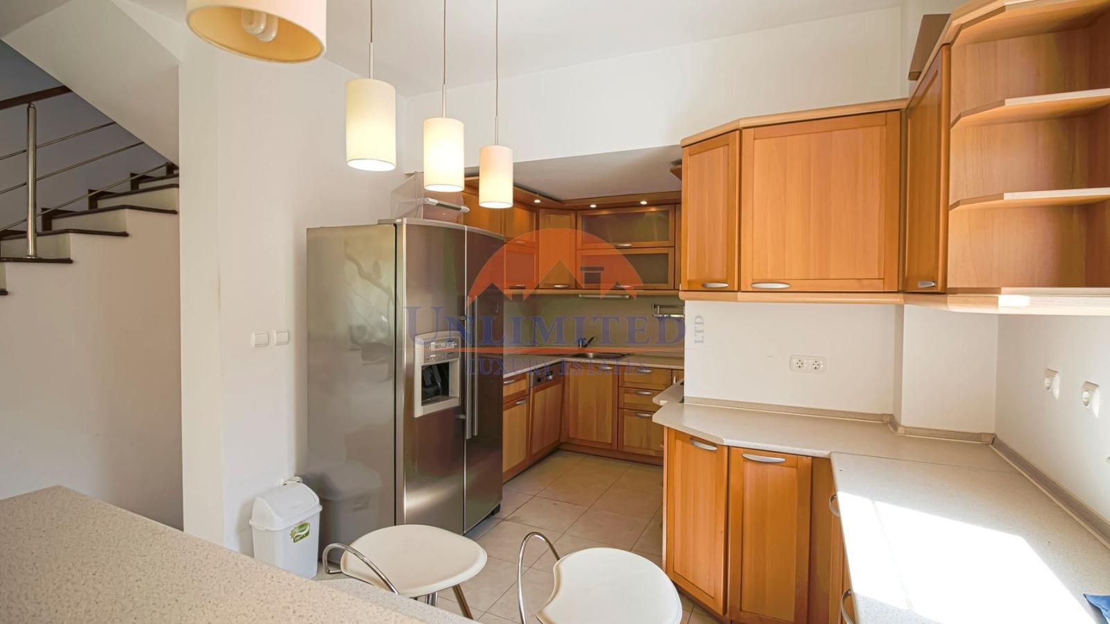 Продава КЪЩА, гр. София, Симеоново, снимка 2 - Къщи - 53834607