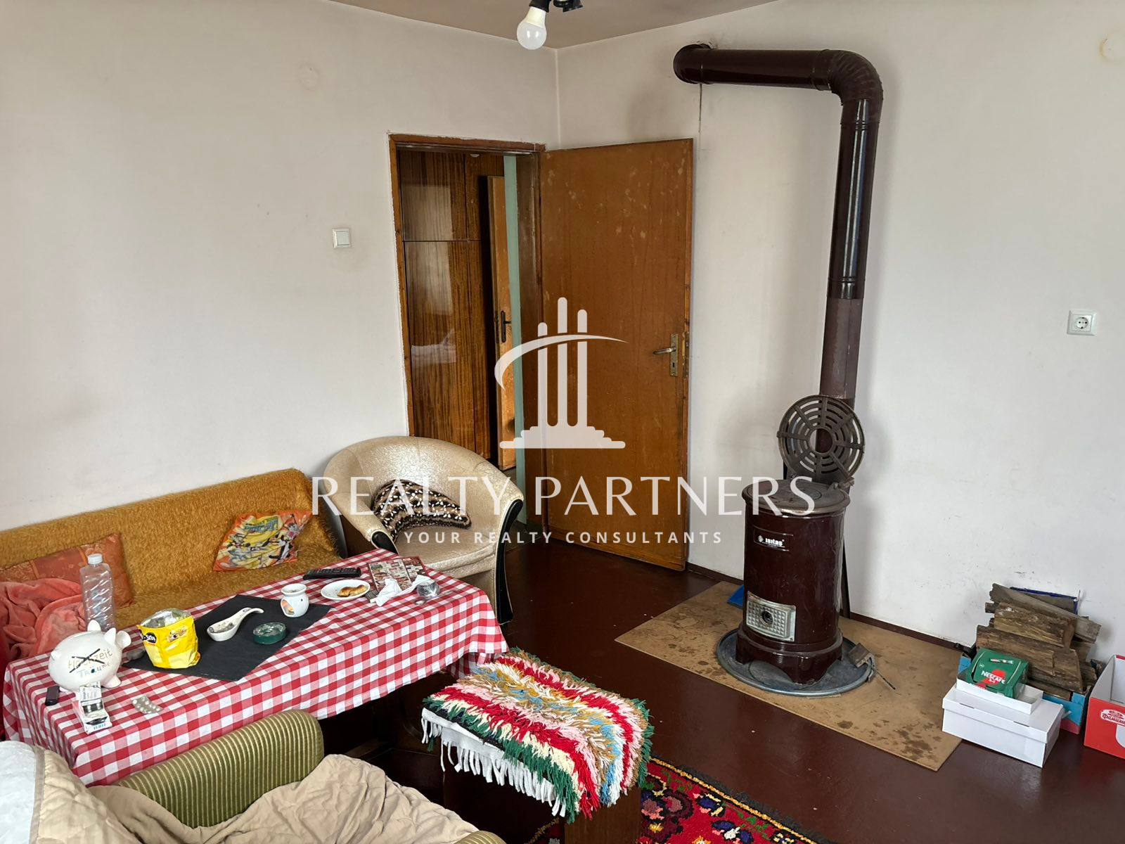 Продава КЪЩА, с. Дивотино, област Перник, снимка 6 - Къщи - 56168995