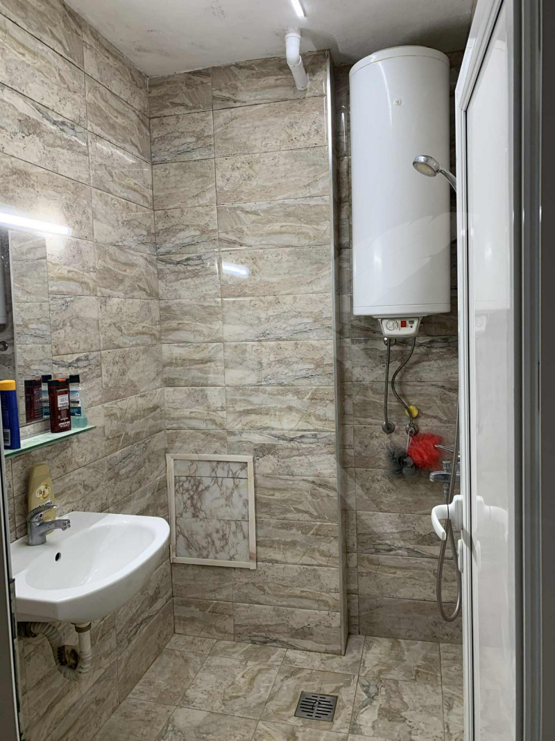 Продава 3-СТАЕН, гр. Варна, Зимно кино Тракия, снимка 4 - Апартаменти - 52176461