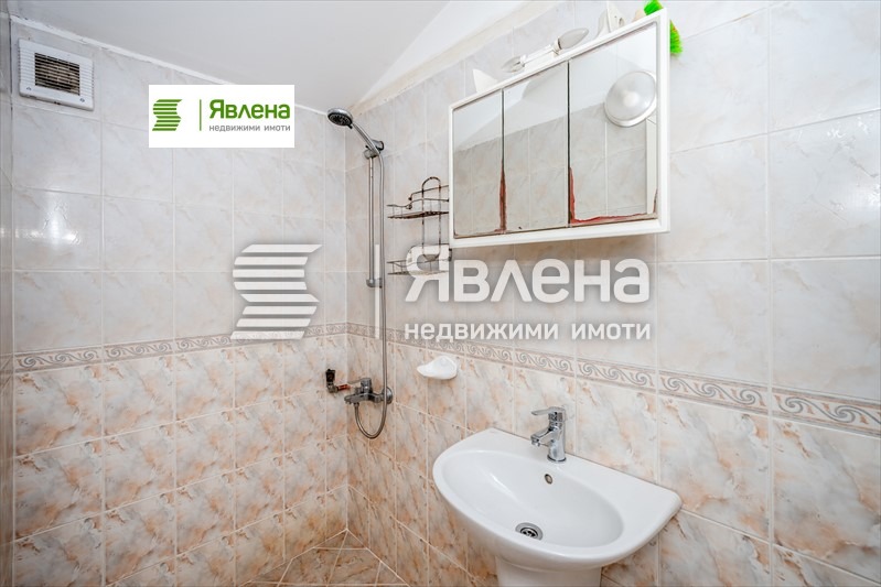 Продава МНОГОСТАЕН, гр. София, Център, снимка 15 - Апартаменти - 55304584