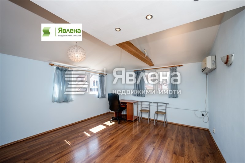 Продава МНОГОСТАЕН, гр. София, Център, снимка 11 - Апартаменти - 55304584