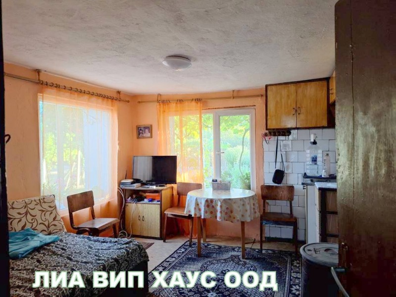 Продава КЪЩА, с. Бошуля, област Пазарджик, снимка 13 - Къщи - 48627443