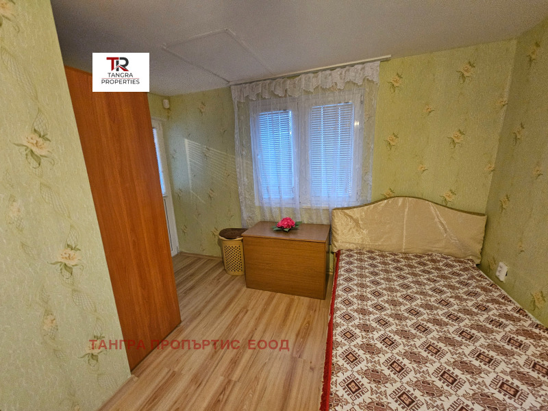 Продава КЪЩА, с. Борнарево, област Перник, снимка 16 - Къщи - 52470674