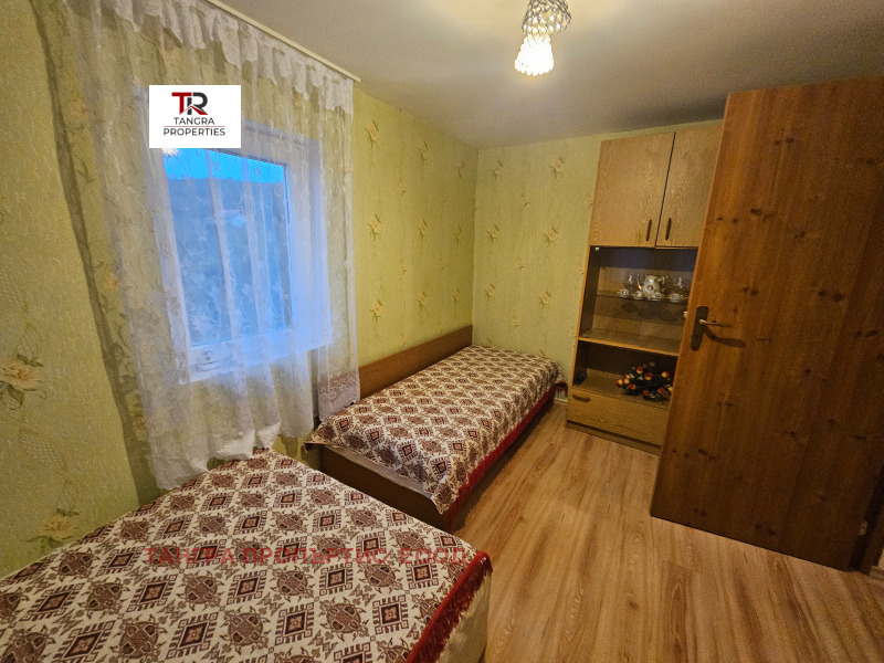 Продава КЪЩА, с. Борнарево, област Перник, снимка 15 - Къщи - 52470674