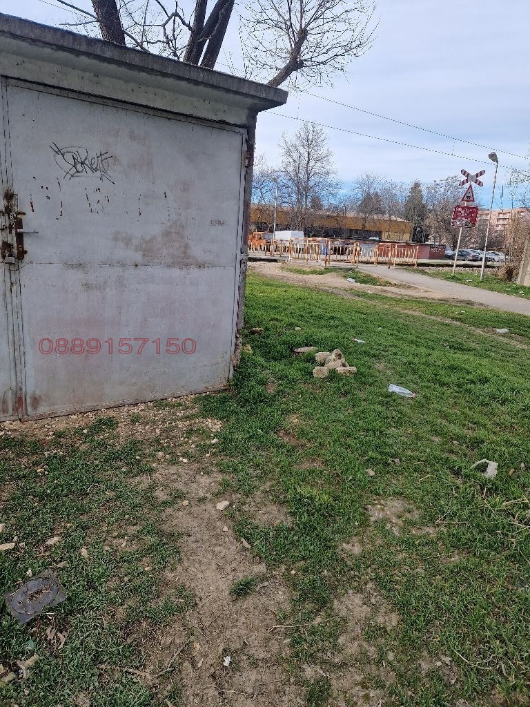 Продава ГАРАЖ, ПАРКОМЯСТО, гр. Русе, Здравец Север 1, снимка 3 - Гаражи и паркоместа - 53604554