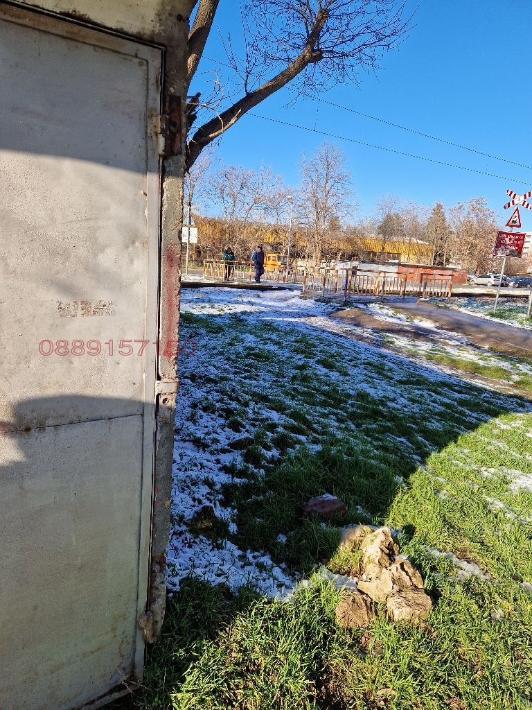 Продава ГАРАЖ, ПАРКОМЯСТО, гр. Русе, Здравец Север 1, снимка 3 - Гаражи и паркоместа - 53604554