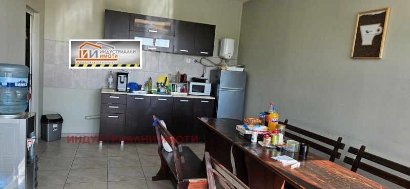 Προς πώληση  Βιομηχανικό κτίριο Πλοβδηβ , Ηνδυστρηαλνα ζονα - ΓΙΟΥγ , 7750 τ.μ | 26460353 - εικόνα [10]