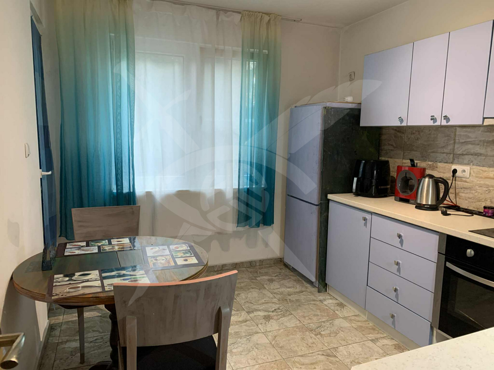 Продава 3-СТАЕН, гр. Варна, Зимно кино Тракия, снимка 2 - Апартаменти - 52176461