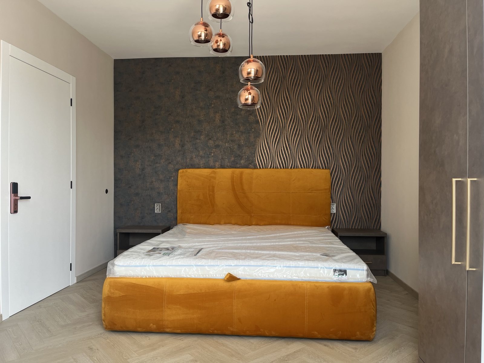 Продава 4-СТАЕН, гр. Варна, Централна поща, снимка 6 - Апартаменти - 55230159