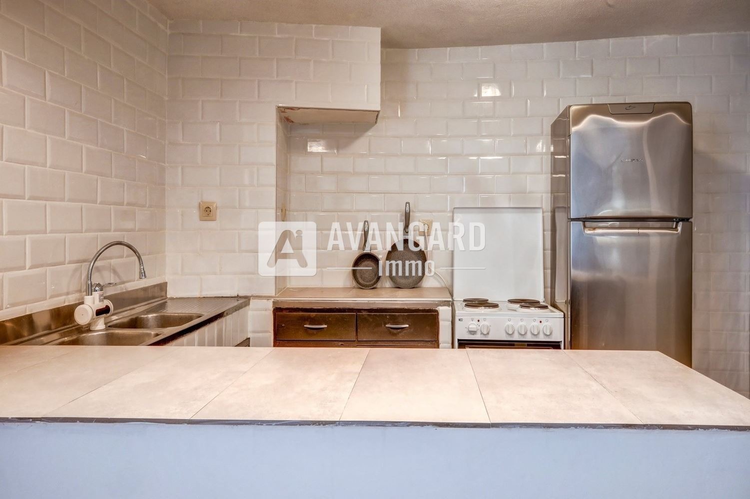 Продава ЕТАЖ ОТ КЪЩА, гр. Варна, Гръцка махала, снимка 9 - Етаж от къща - 55843199