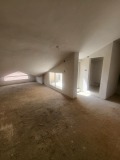 Продава АТЕЛИЕ, ТАВАН, град Плевен, 9-ти квартал • 33900 € / 66302.64 лв. • 64763857 5
