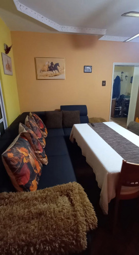 2 bedroom Nova Zagora, region Sliven 1