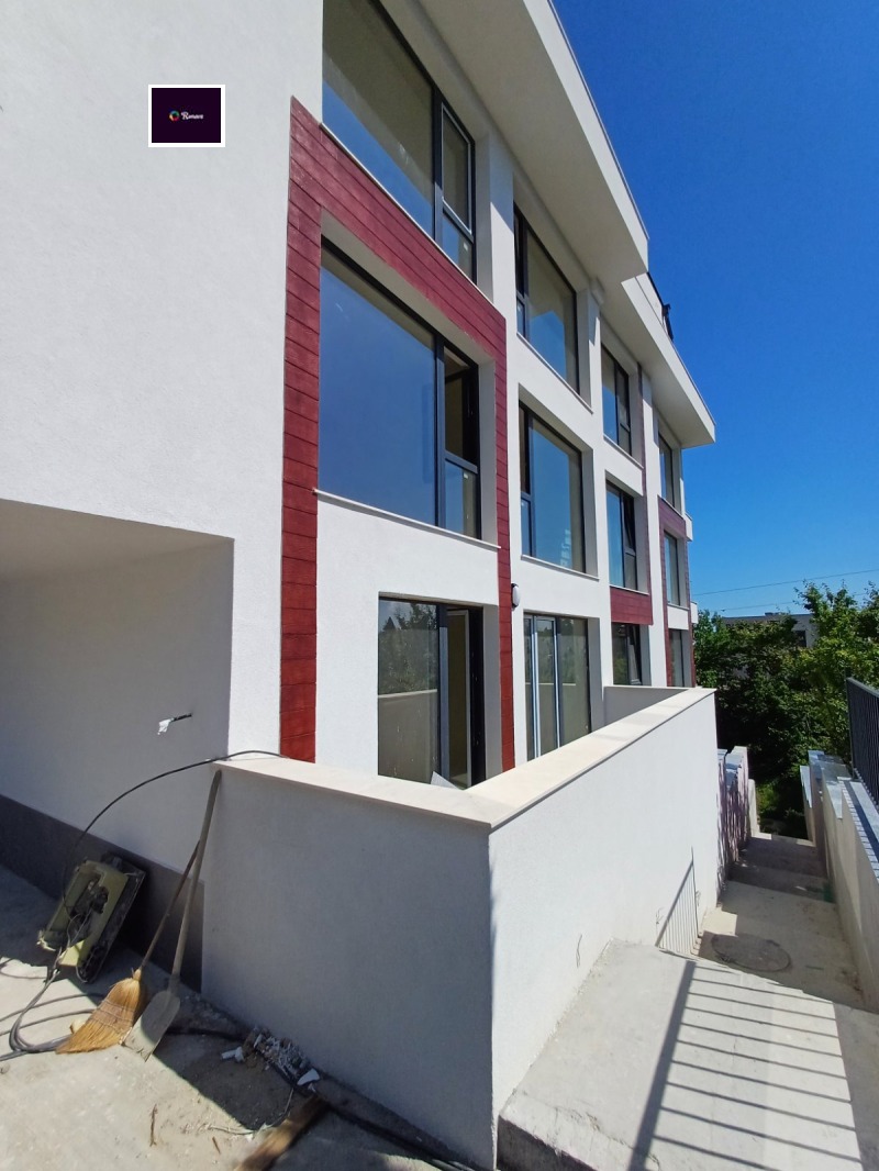 De vânzare  1 dormitor Varna , Briz , 66 mp | 92352573