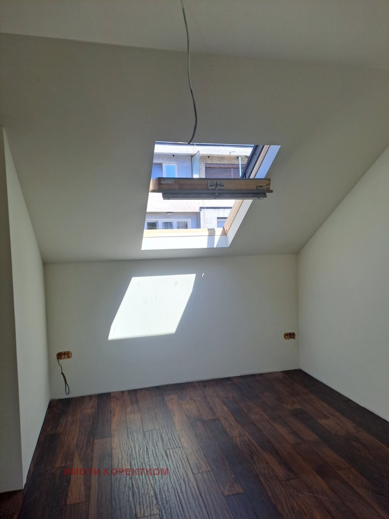 Te koop  2 slaapkamers Sofia , Tsentar , 80 m² | 47634371 - afbeelding [2]