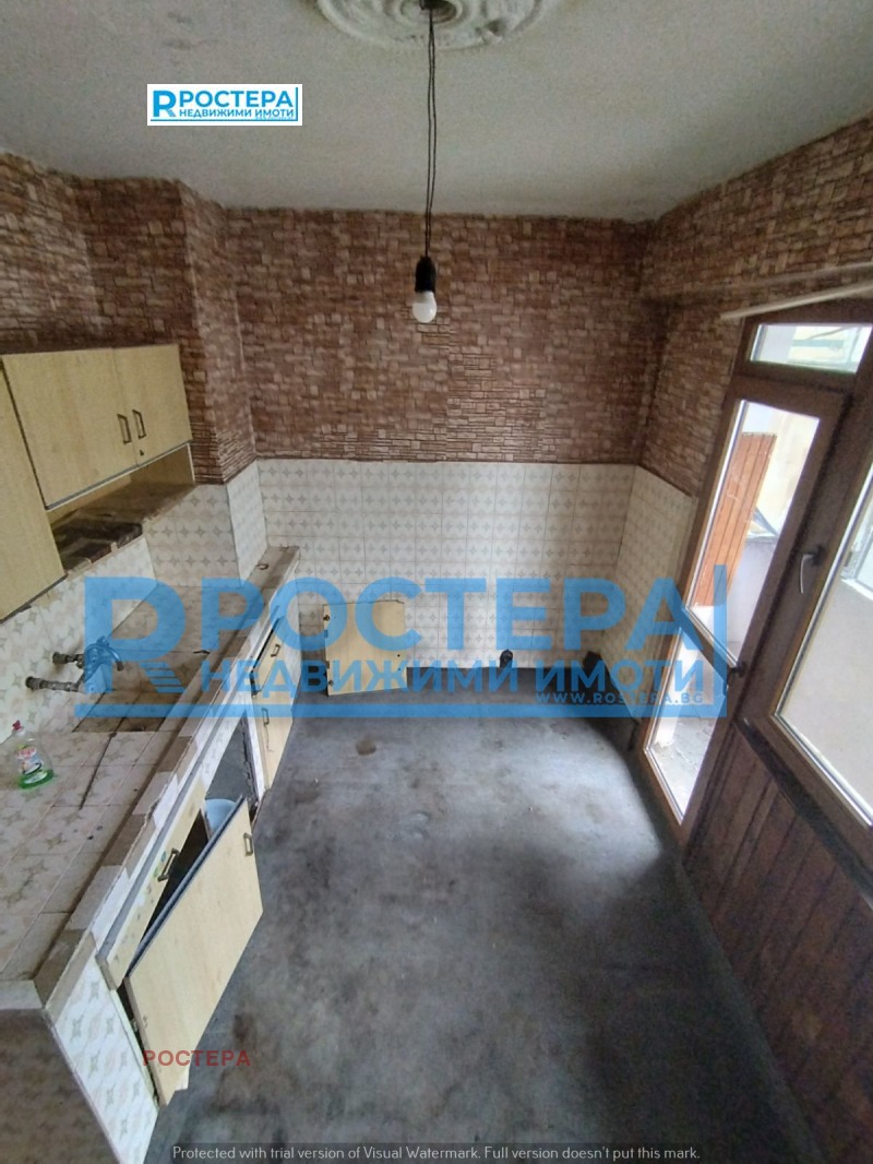 Продава 3-СТАЕН, гр. Търговище, Запад 2, снимка 8 - Aпартаменти - 47113618