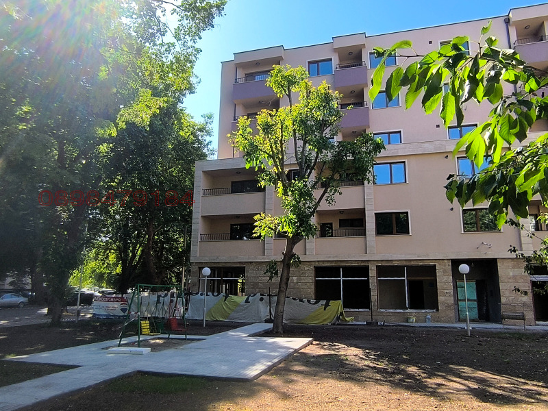 Продава 3-СТАЕН, гр. Шумен, Добруджански