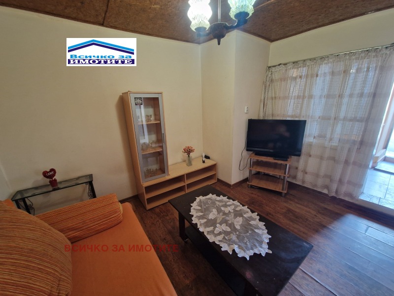 In vendita  Casa Ruse , Shirok tsentar , 70 mq | 33708378 - Immagine [2]