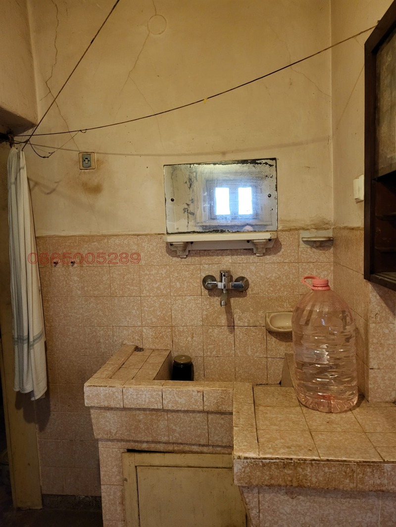 Продава КЪЩА, гр. Русе, Централен кооп. пазар, снимка 7 - Къщи - 52783321