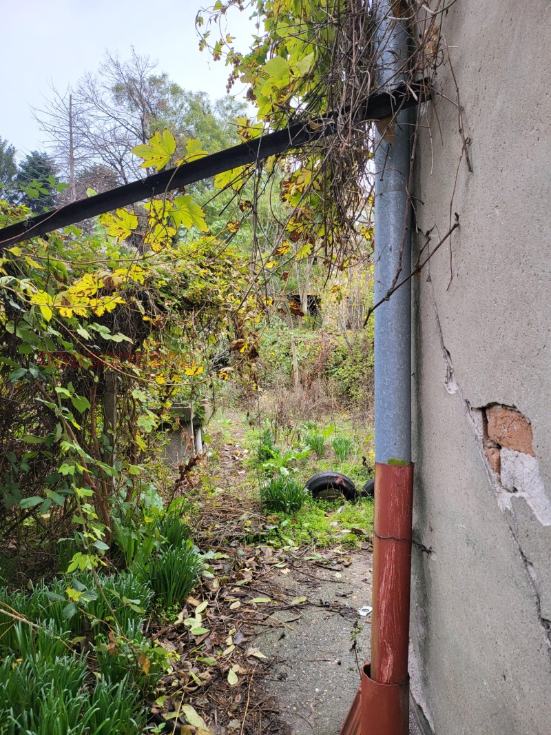 Продава КЪЩА, гр. Русе, Централен кооп. пазар, снимка 2 - Къщи - 52783321