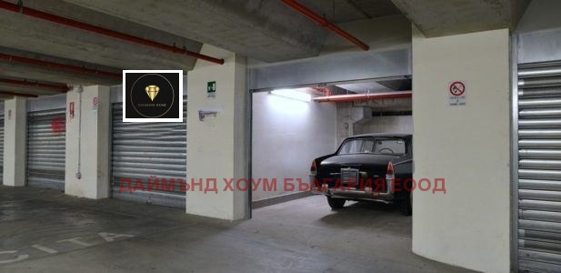 Myytävänä  Autotalli Plovdiv , Hristo Smirnenski , 26 neliömetriä | 17341822