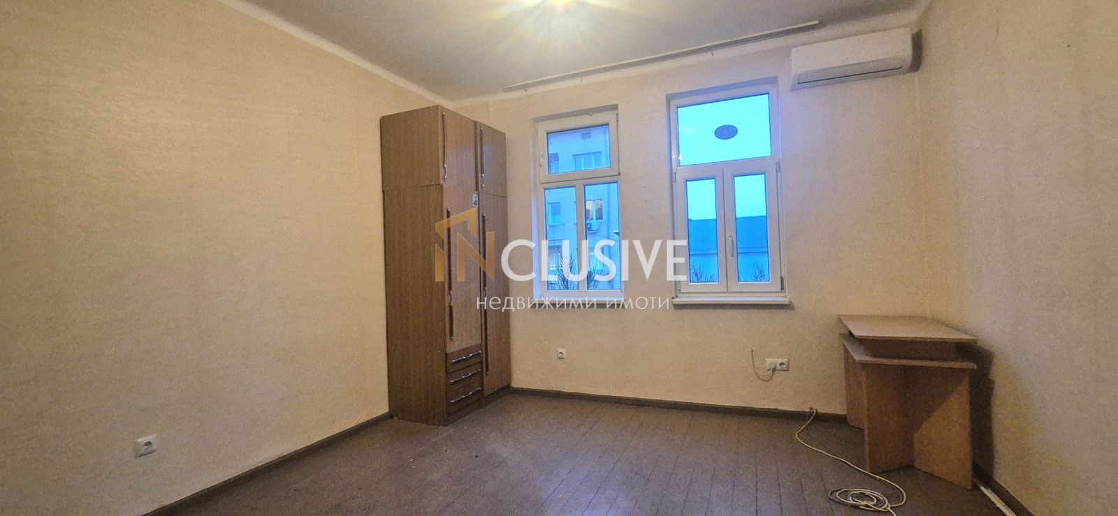 Продава 3-СТАЕН, гр. София, Оборище, снимка 2 - Апартаменти - 53410140