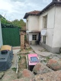 Продава КЪЩА, гр. Брезово, област Пловдив, снимка 1