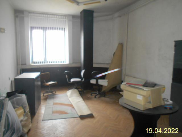 Продава  Офис област Варна , гр. Суворово , 329 кв.м | 49199143 - изображение [7]
