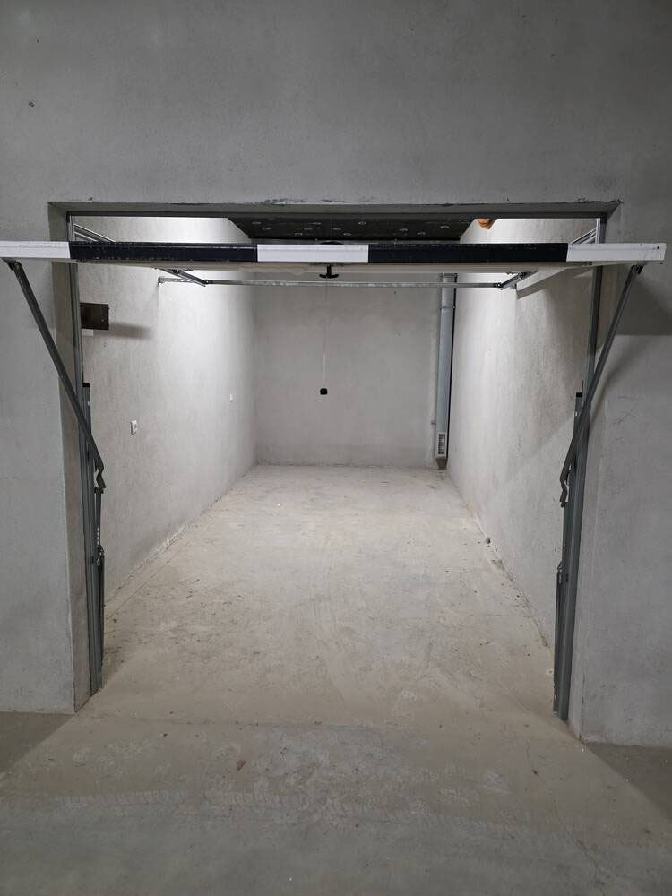 Продава ГАРАЖ, ПАРКОМЯСТО, гр. София, Овча купел 2