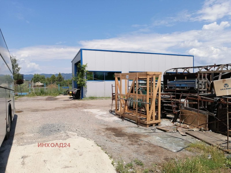 En venta  Edificio industrial Sofia , Chepintsi , 1350 metros cuadrados | 41656645