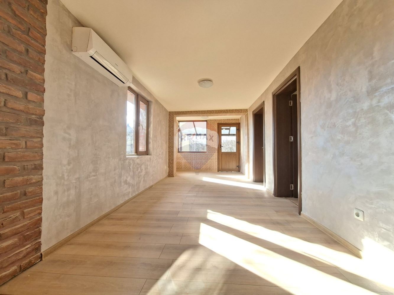 Продава КЪЩА, с. Осеново, област Варна, снимка 4 - Къщи - 53633640