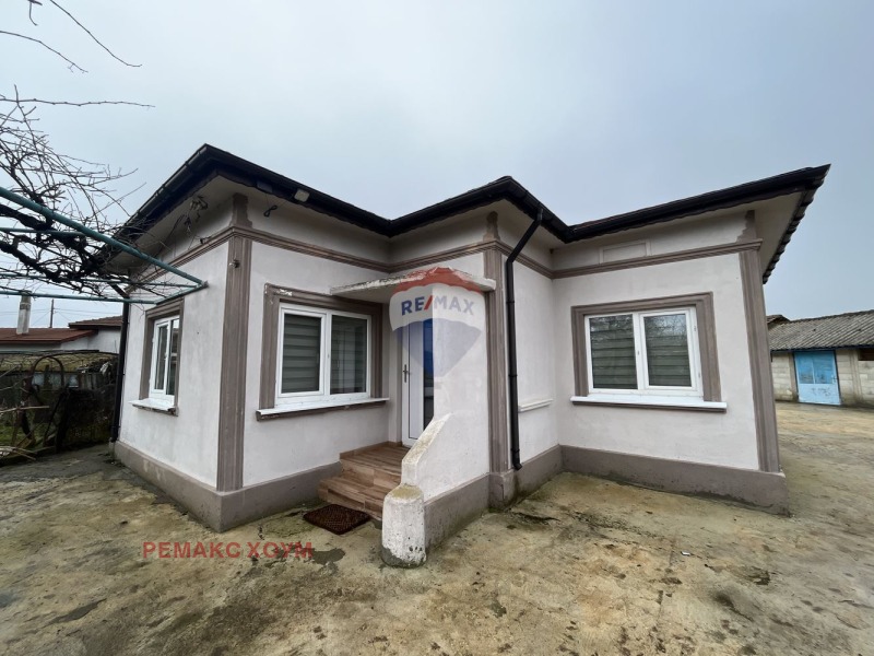 Продава КЪЩА в област Добрич, с. Соколово - 117 кв.м / 121 000 € » 236 655.43 лв., РЕМАКС ХОУМ
