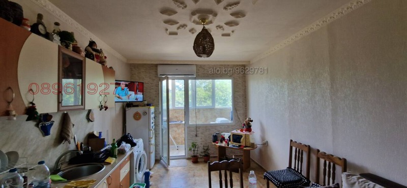 Продава  3-стаен град Ямбол , Хале , 85 кв.м | 39410255 - изображение [15]
