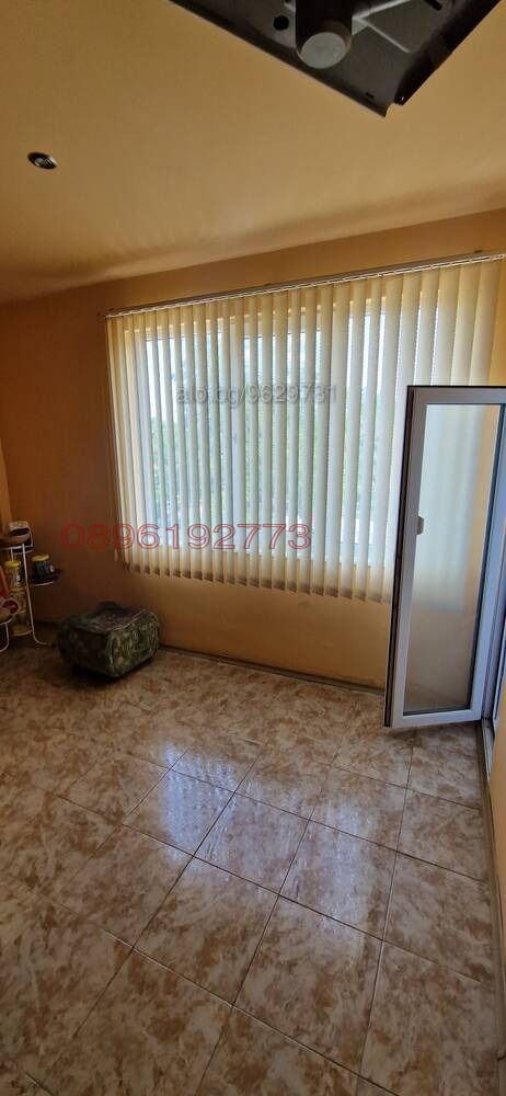 Продава  3-стаен град Ямбол , Хале , 85 кв.м | 39410255 - изображение [3]