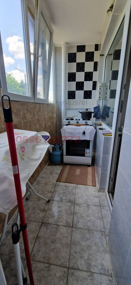 Продава  3-стаен град Ямбол , Хале , 85 кв.м | 39410255 - изображение [6]